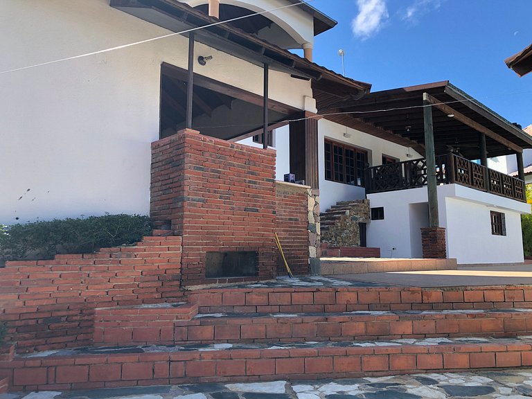 Villa Amila - Villa en Jarabacoa para 18 personas