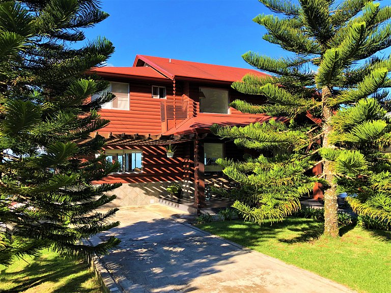 Villa Bartolo, Villa en Jarabacoa con vista a la montaña