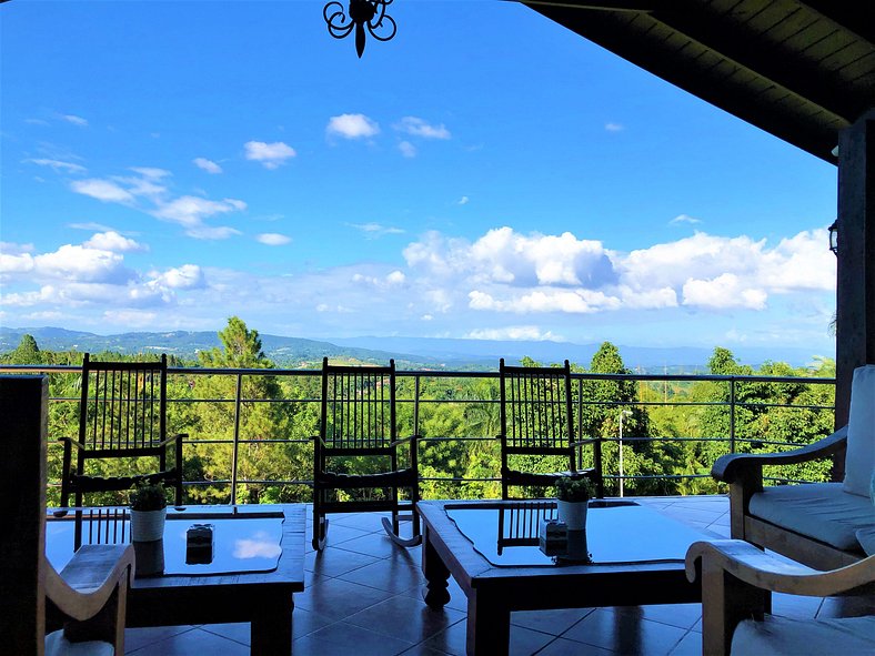 Villa Bartolo, Villa in Jarabacoa with mountain views