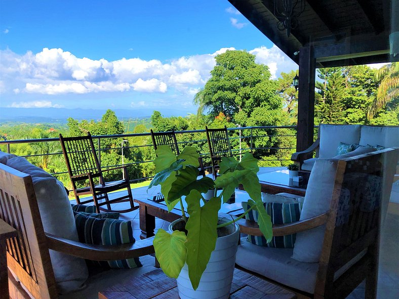 Villa Bartolo, Villa in Jarabacoa with mountain views