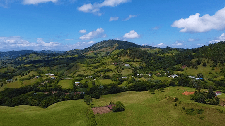 Villa El Almendro - Country House for 11 people in Jarabacoa