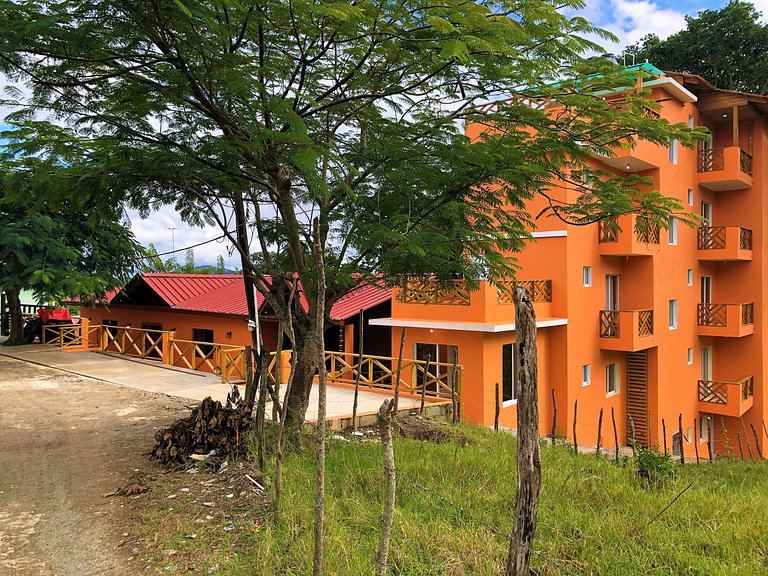 Villa Lo' Palo - Villa en Jarabacoa para hasta 43 personas